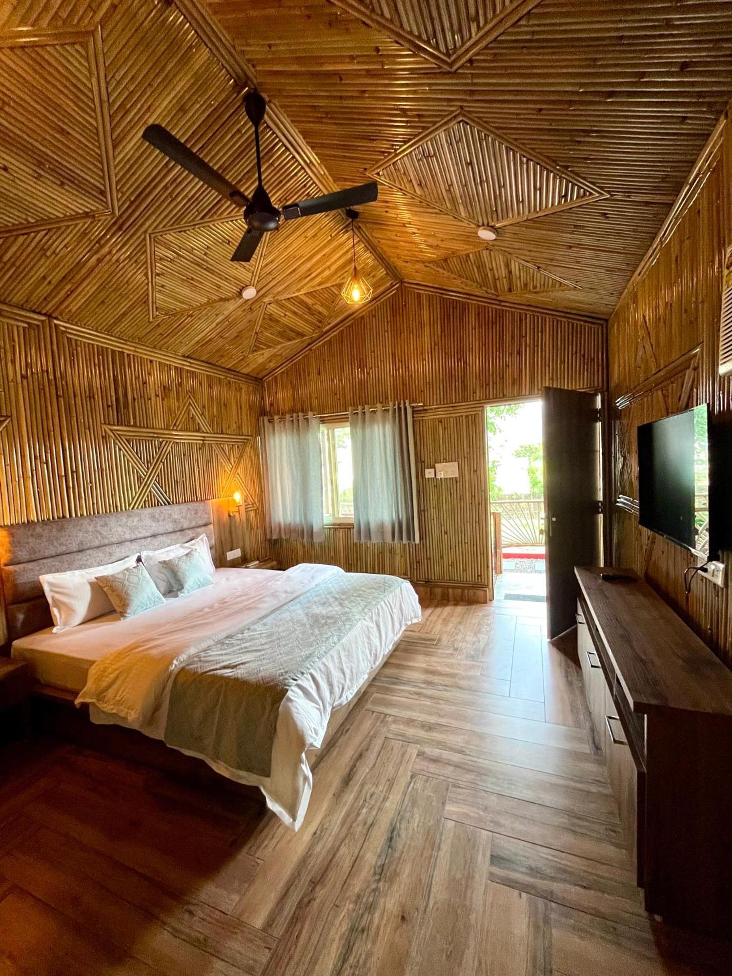 Bamboo Garden Cottages And Cafe Rishīkesh Zewnętrze zdjęcie